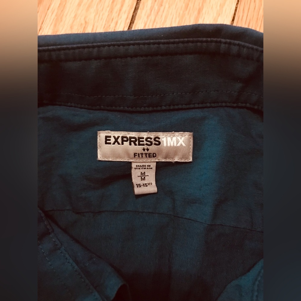 Express Solid Stretch Fitted Shirt Size M - image 4